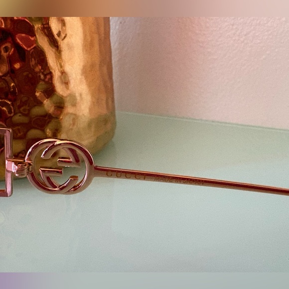 Gucci Violet Rimless Sunglasses with Gold Temples main image 8